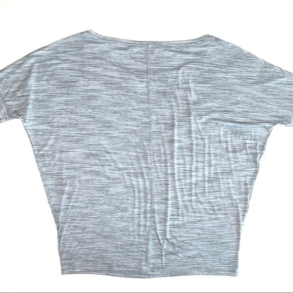 SOLD 💕NEW Athleta Flow Top Essence Spacedye in Glacial Blue/Anthracite Grey - Picture 7 of 14